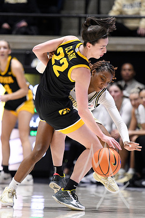 COLLEGE BASKETBALL: JAN 10 Women's - Iowa at Purdue