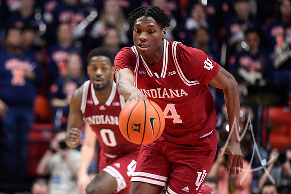 COLLEGE BASKETBALL: JAN 27 Indiana at Illinois