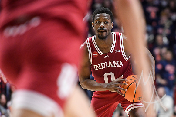 COLLEGE BASKETBALL: JAN 27 Indiana at Illinois