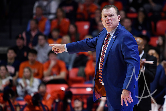 COLLEGE BASKETBALL: JAN 27 Indiana at Illinois