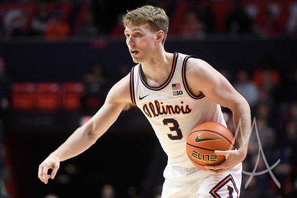 COLLEGE BASKETBALL: JAN 27 Indiana at Illinois