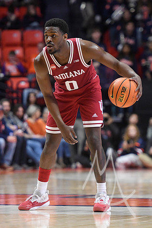 COLLEGE BASKETBALL: JAN 27 Indiana at Illinois