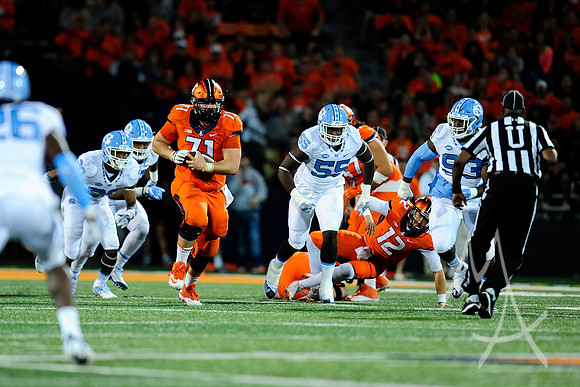 NCAA FOOTBALL: SEP 10 North Carolina at Illinois