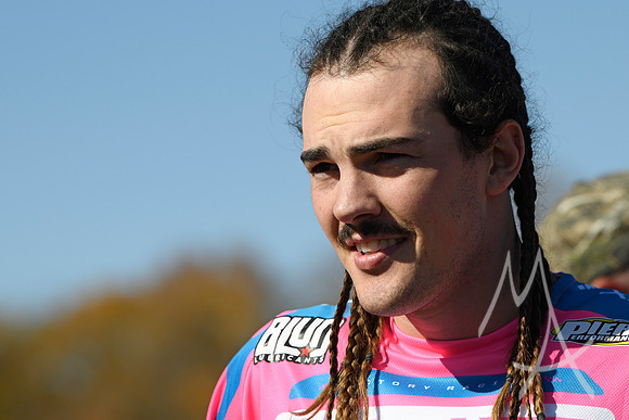 AUTO: OCT 26 Ironman GNCC