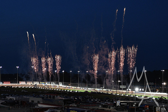 AUTO: AUG 20 NASCAR Camping World Truck Series - WWTR