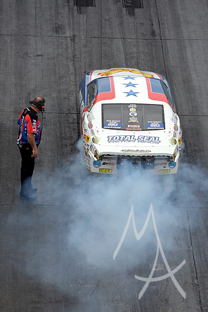 AUTO: SEP 28 NHRA Mellow Yellow Drag Racing Series - AAA Midwest Nationals