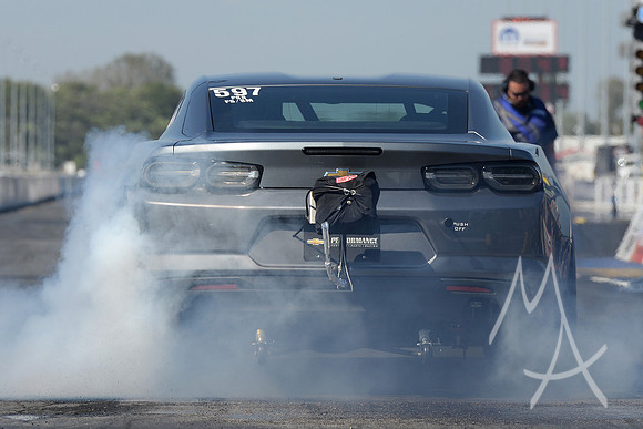 AUTO: SEP 27 NHRA Mellow Yellow Drag Racing Series - AAA Midwest Nationals