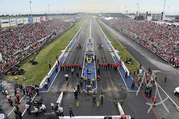 AUTO: SEP 28 NHRA Mellow Yellow Drag Racing Series - AAA Midwest Nationals