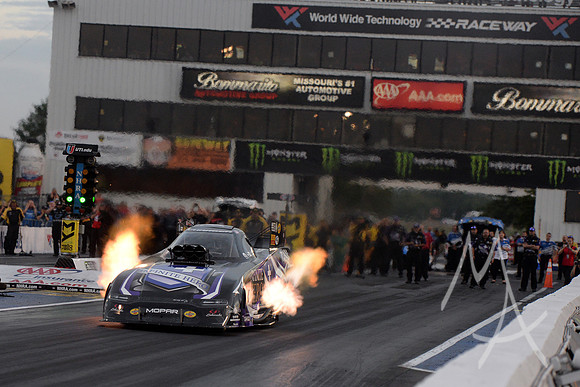 AUTO: SEP 28 NHRA Mellow Yellow Drag Racing Series - AAA Midwest Nationals