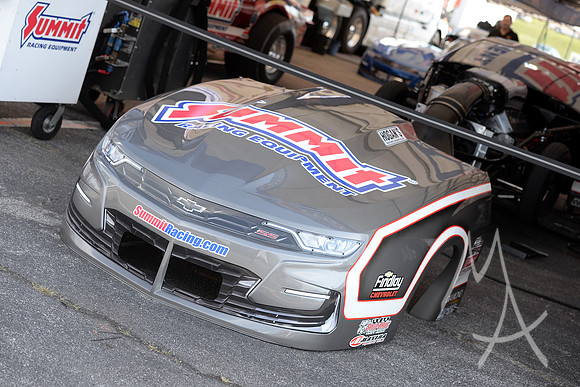 AUTO: SEP 27 NHRA Mellow Yellow Drag Racing Series - AAA Midwest Nationals