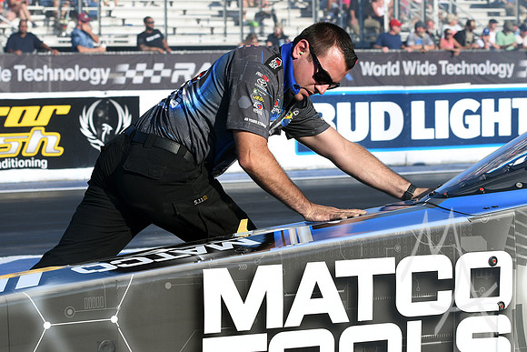 AUTO: SEP 27 NHRA Mellow Yellow Drag Racing Series - AAA Midwest Nationals