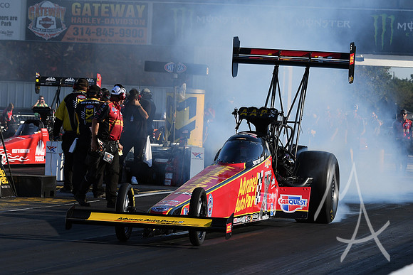 AUTO: SEP 27 NHRA Mellow Yellow Drag Racing Series - AAA Midwest Nationals