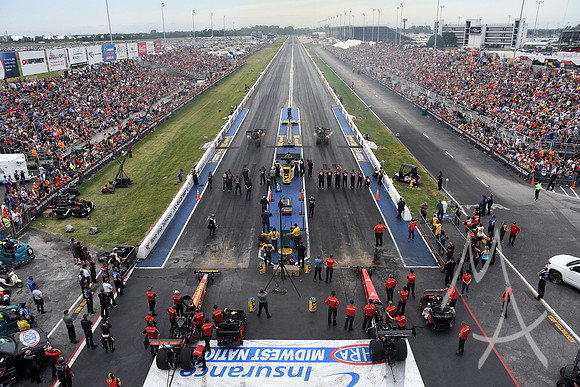 AUTO: SEP 28 NHRA Mellow Yellow Drag Racing Series - AAA Midwest Nationals