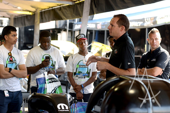 AUTO: SEP 27 NHRA Mellow Yellow Drag Racing Series - AAA Midwest Nationals