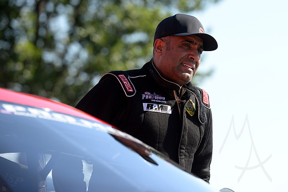 AUTO: SEP 27 NHRA Mellow Yellow Drag Racing Series - AAA Midwest Nationals