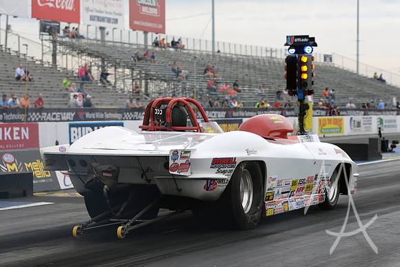 AUTO: SEP 28 NHRA Mellow Yellow Drag Racing Series - AAA Midwest Nationals