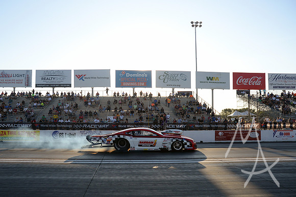 AUTO: SEP 27 NHRA Mellow Yellow Drag Racing Series - AAA Midwest Nationals