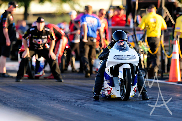 AUTO: SEP 27 NHRA Mellow Yellow Drag Racing Series - AAA Midwest Nationals