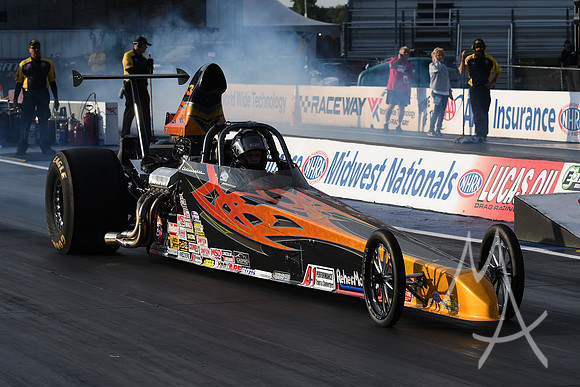 AUTO: SEP 27 NHRA Mellow Yellow Drag Racing Series - AAA Midwest Nationals