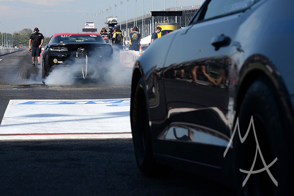 AUTO: SEP 27 NHRA Mellow Yellow Drag Racing Series - AAA Midwest Nationals
