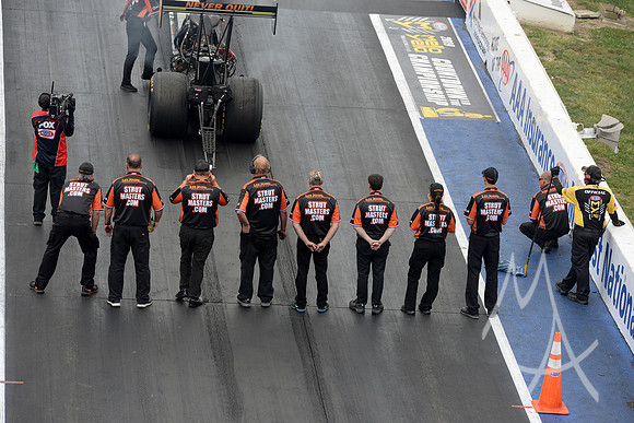 AUTO: SEP 28 NHRA Mellow Yellow Drag Racing Series - AAA Midwest Nationals