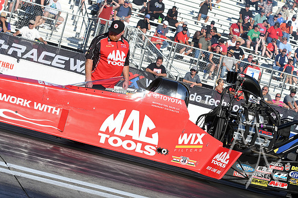 AUTO: SEP 27 NHRA Mellow Yellow Drag Racing Series - AAA Midwest Nationals