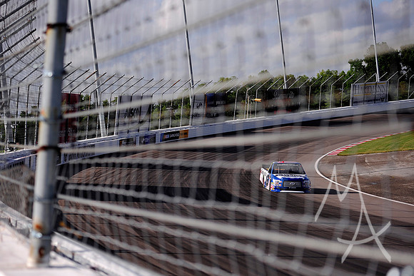 AUTO: JUN 22 NASCAR Camping World Truck Series - Eaton 200 presented by CK Power