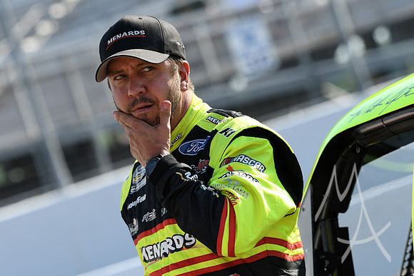 AUTO: JUN 23 NASCAR Camping World Truck Series - Eaton 200 presented by CK Power