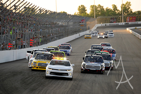AUTO: JUN 23 NASCAR Camping World Truck Series - Eaton 200 presented by CK Power