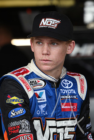 AUTO: JUN 22 NASCAR Camping World Truck Series - Eaton 200 presented by CK Power
