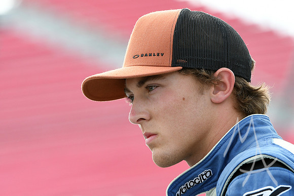 AUTO: JUN 23 NASCAR Camping World Truck Series - Eaton 200 presented by CK Power