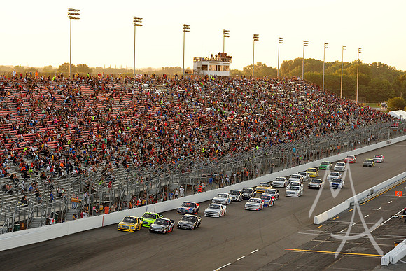 AUTO: JUN 23 NASCAR Camping World Truck Series - Eaton 200 presented by CK Power