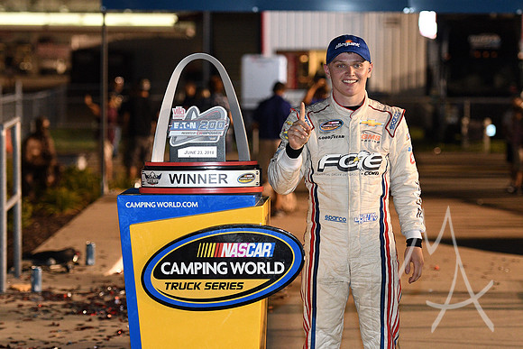 AUTO: JUN 23 NASCAR Camping World Truck Series - Eaton 200 presented by CK Power
