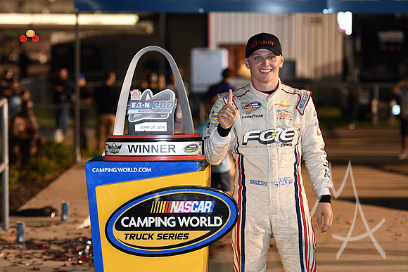 AUTO: JUN 23 NASCAR Camping World Truck Series - Eaton 200 presented by CK Power