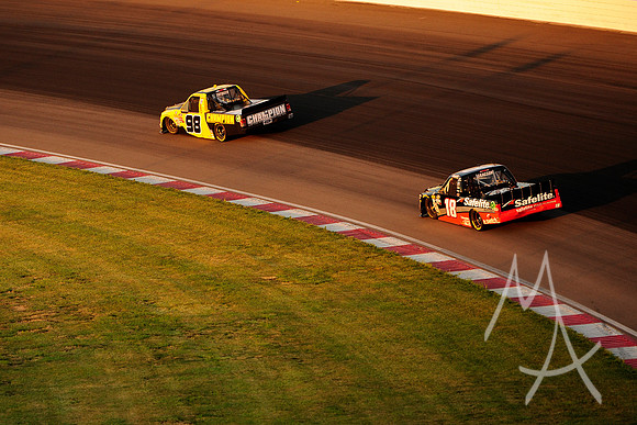 AUTO: JUN 23 NASCAR Camping World Truck Series - Eaton 200 presented by CK Power