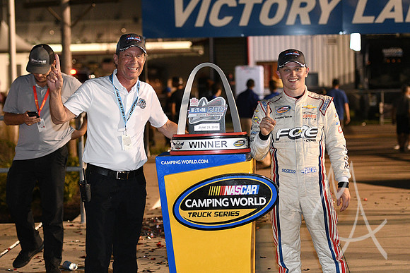AUTO: JUN 23 NASCAR Camping World Truck Series - Eaton 200 presented by CK Power