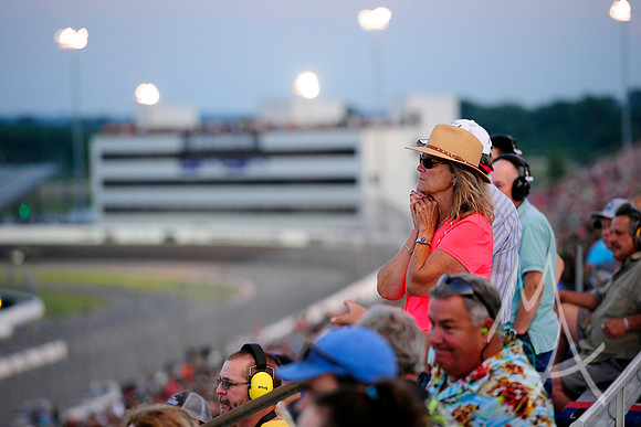 AUTO: JUN 23 NASCAR Camping World Truck Series - Eaton 200 presented by CK Power