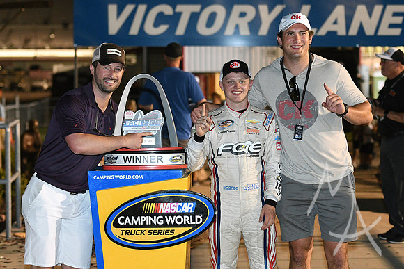 AUTO: JUN 23 NASCAR Camping World Truck Series - Eaton 200 presented by CK Power