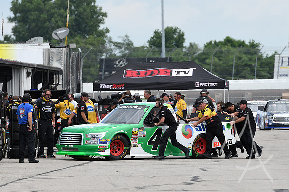 AUTO: JUN 23 NASCAR Camping World Truck Series - Eaton 200 presented by CK Power