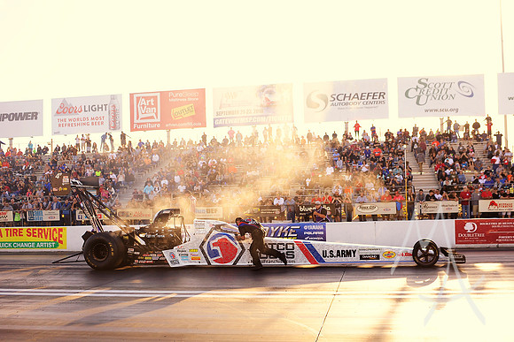 AUTO: SEP 22 NHRA - AAA Insurance Midwest Nationals