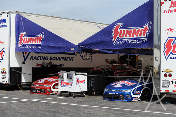 AUTO: SEP 21 NHRA - AAA Insurance Midwest Nationals