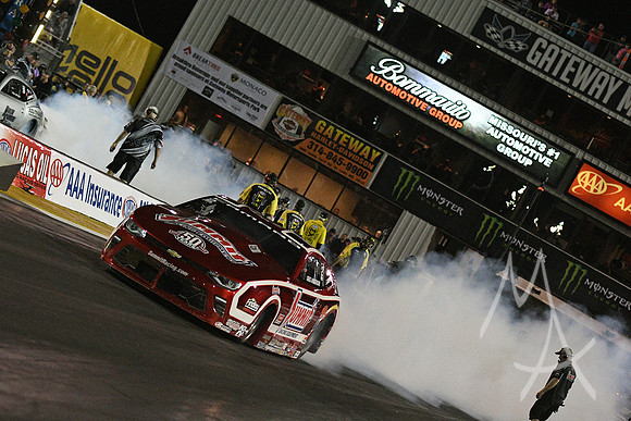 AUTO: SEP 21 NHRA - AAA Insurance Midwest Nationals