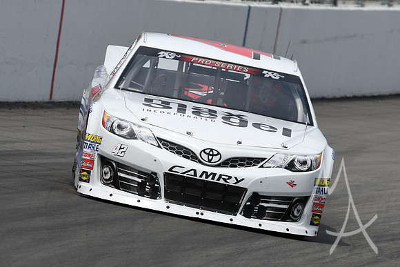 AUTO: AUG 23 K & N Pro Series - Gateway Classic 150 presented by the West Coast Stock Car Hall of Fame