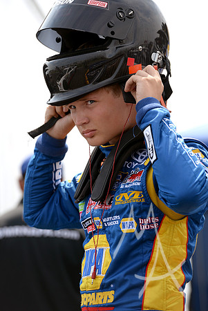 AUTO: AUG 23 K & N Pro Series - Gateway Classic 150 presented by the West Coast Stock Car Hall of Fame