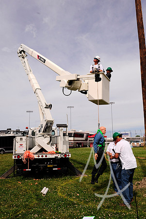 AUTO: JUN 17 NASCAR Camping World Truck Series - Drivin' for Linemen 200