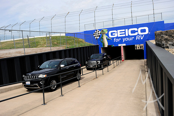 AUTO: JUN 17 NASCAR Camping World Truck Series - Drivin' for Linemen 200