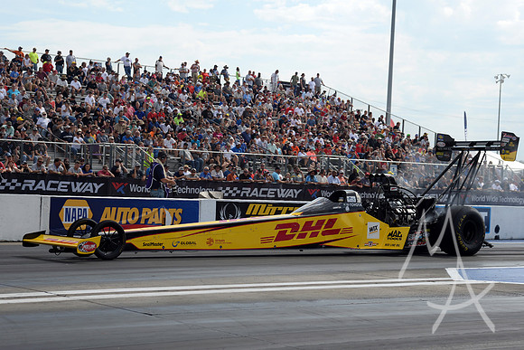 AUTO: SEP 29 NHRA Mellow Yellow Drag Racing Series - AAA Midwest Nationals