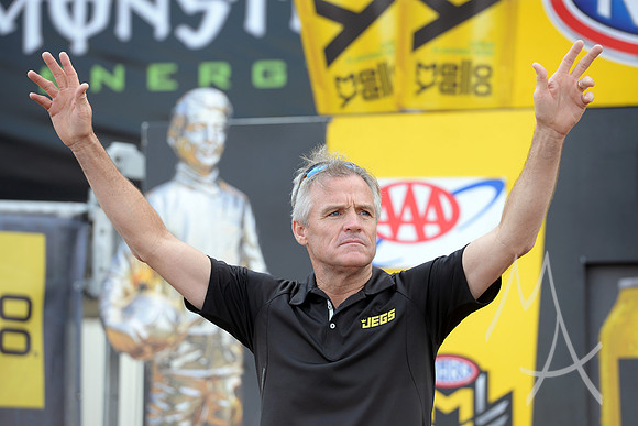 AUTO: SEP 29 NHRA Mellow Yellow Drag Racing Series - AAA Midwest Nationals