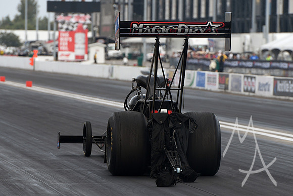 AUTO: SEP 29 NHRA Mellow Yellow Drag Racing Series - AAA Midwest Nationals