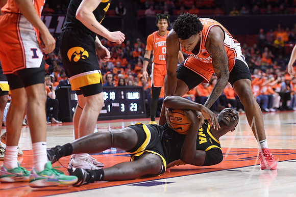 COLLEGE BASKETBALL: FEB 24 Iowa at Illinois